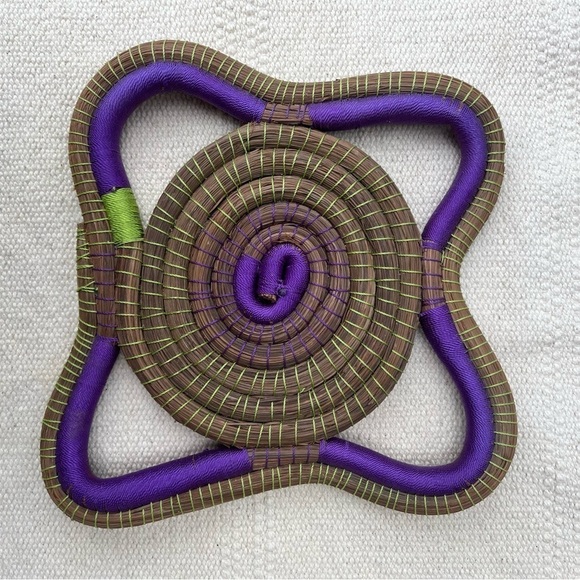 Pine Needle Wrapped Handwoven Honduran Trivet-$ for Women in Honduras 🇭🇳 - Picture 2 of 4